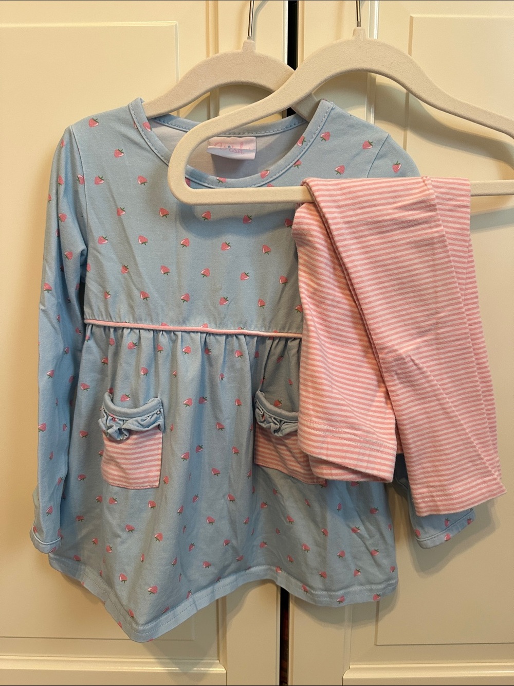 Kids Long-Sleeve Blue Strawberry Print Pajama Set with Pink Striped Pants